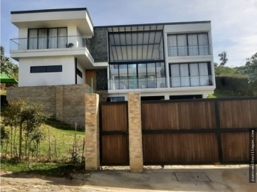 Casa Finca en Vereda la Piedrahita, Donmatías