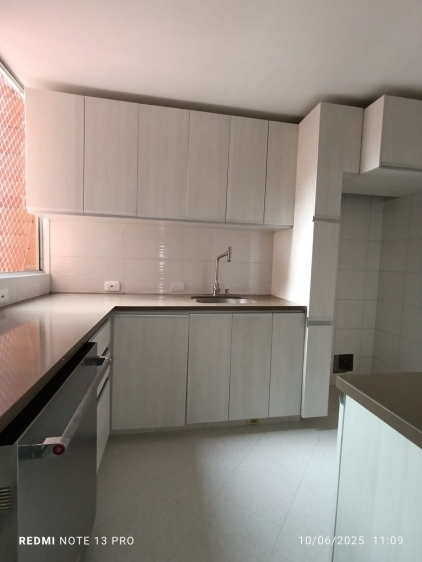 Apartamento en Laureles, Medellín