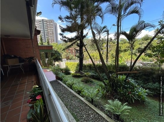 Apartamento en La Frontera, Medellín