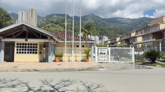 Casa en Valadares, Bello