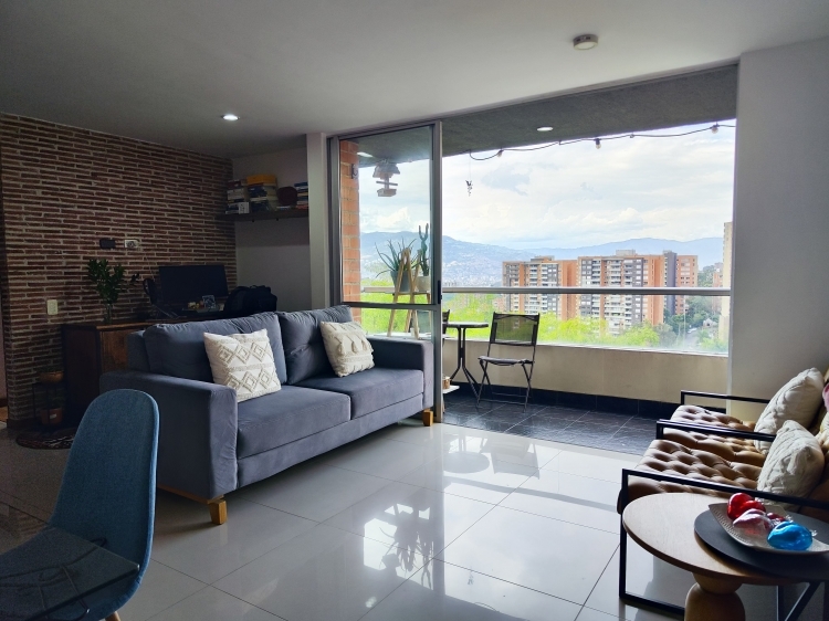 Apartamento en El Esmeraldal, Envigado