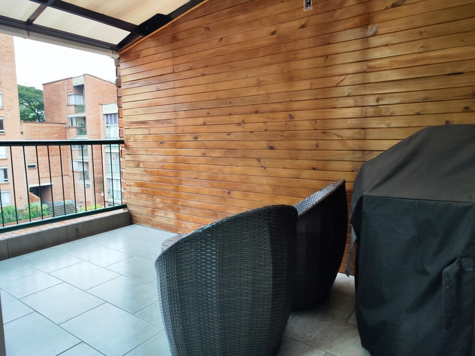 Apartamento en Carlos E. Restrepo, Medellín