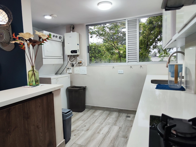 Apartamento en Carlos E. Restrepo, Medellín