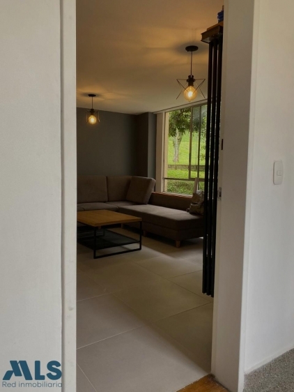 Apartamento en Loma del Indio, Medellín